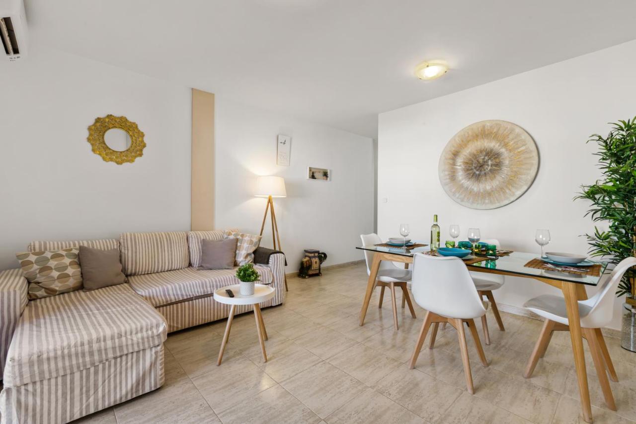 Casa Conchita. Relax, Diversion Y Playa. Playa Honda  Bagian luar foto